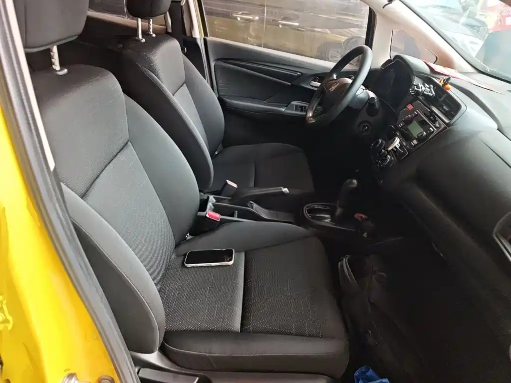 Honda Fit 2017 — фото 25