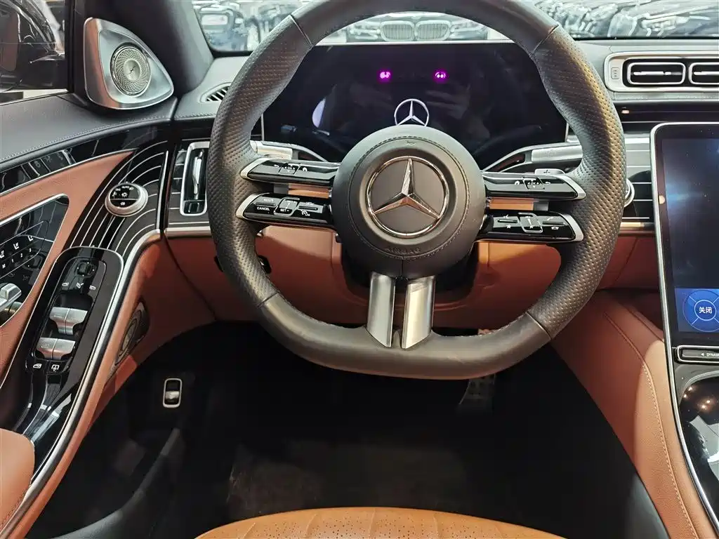 Mercedes-Benz S-Class 2025 — фото 14