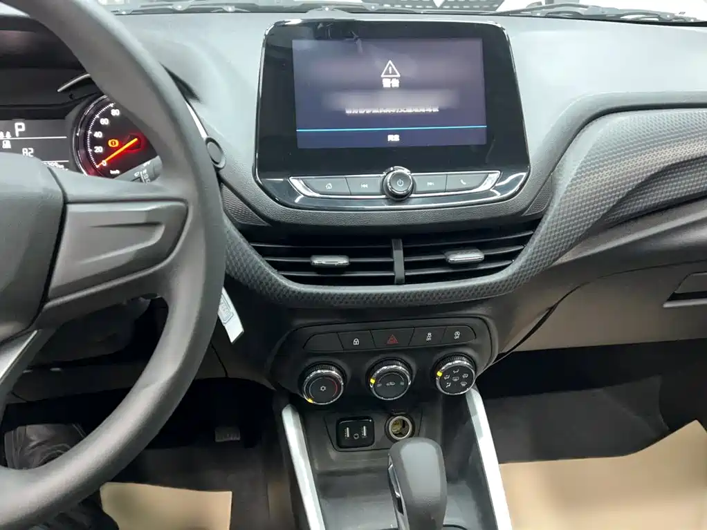 Chevrolet Cavalier 2020 — фото 13