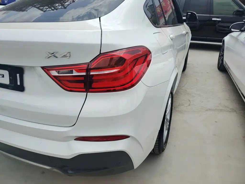 BMW X4 2017 — фото 24