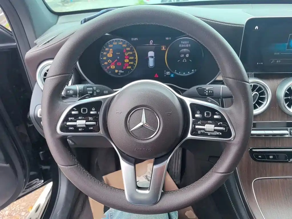 Mercedes-Benz GLC 2021 — фото 11
