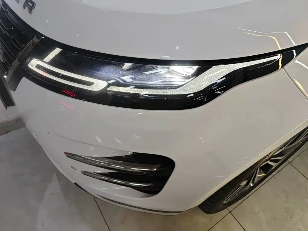 Land Rover Evoque 2024 — фото 24
