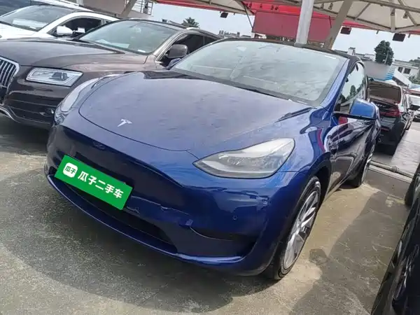 Tesla Model Y 2022