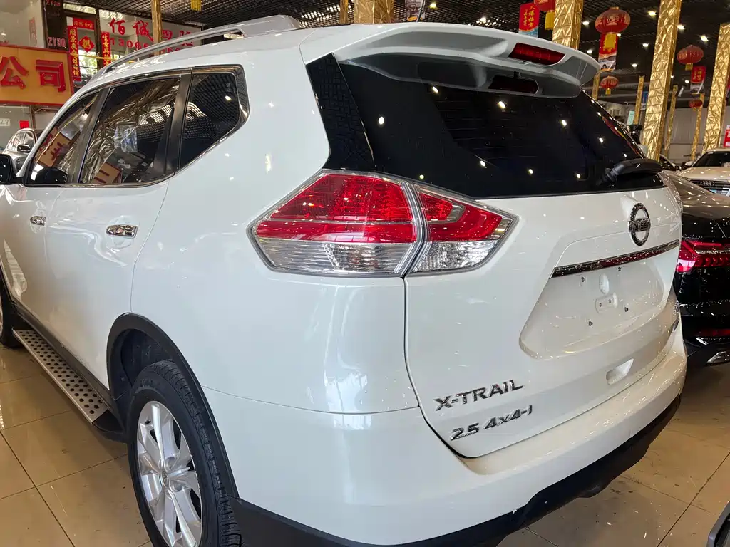 Nissan X-Trail 2015 — фото 16