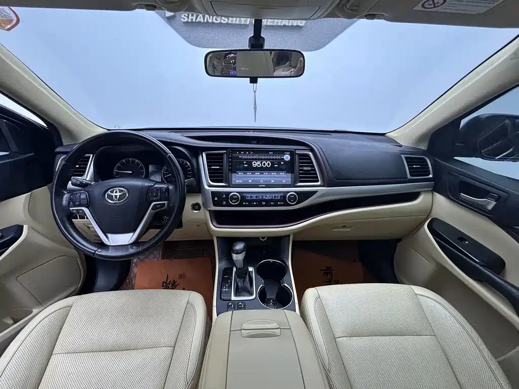 Toyota Highlander 2015 — фото 21