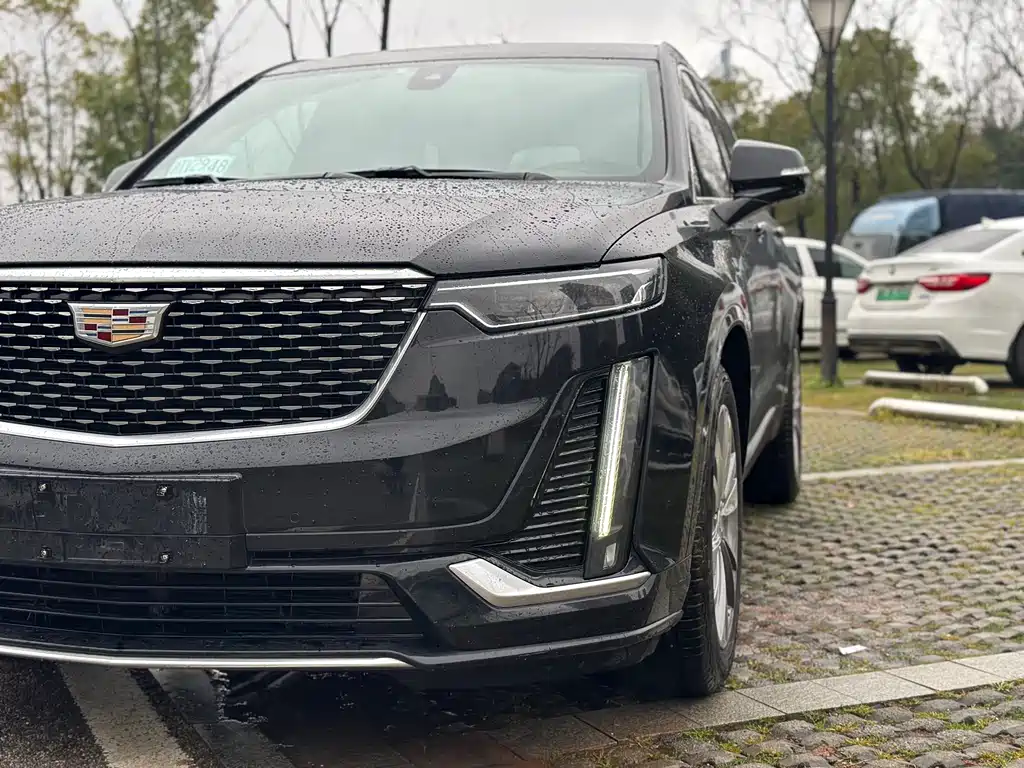 Cadillac XT6 2020 — фото 24