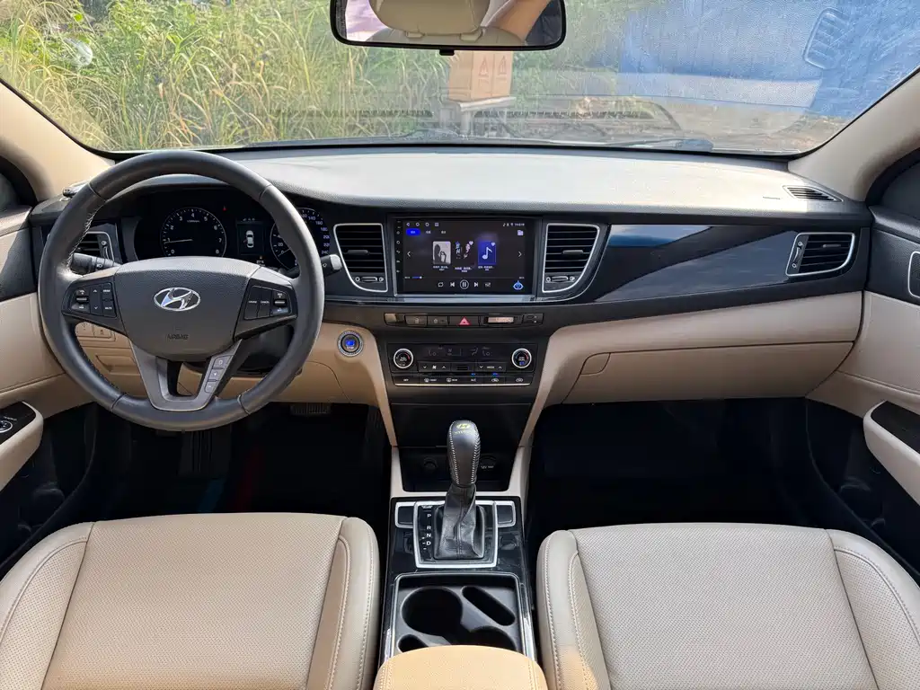 Hyundai Mistra 2015 — фото 10
