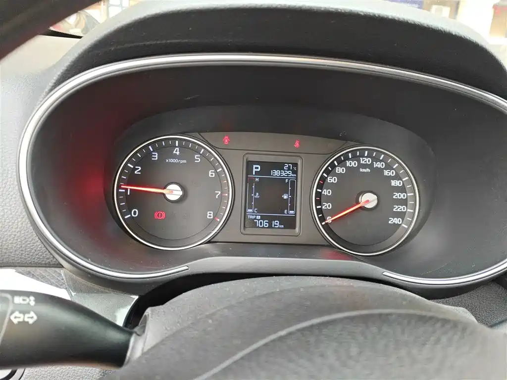 Kia KX3 2016 — фото 12