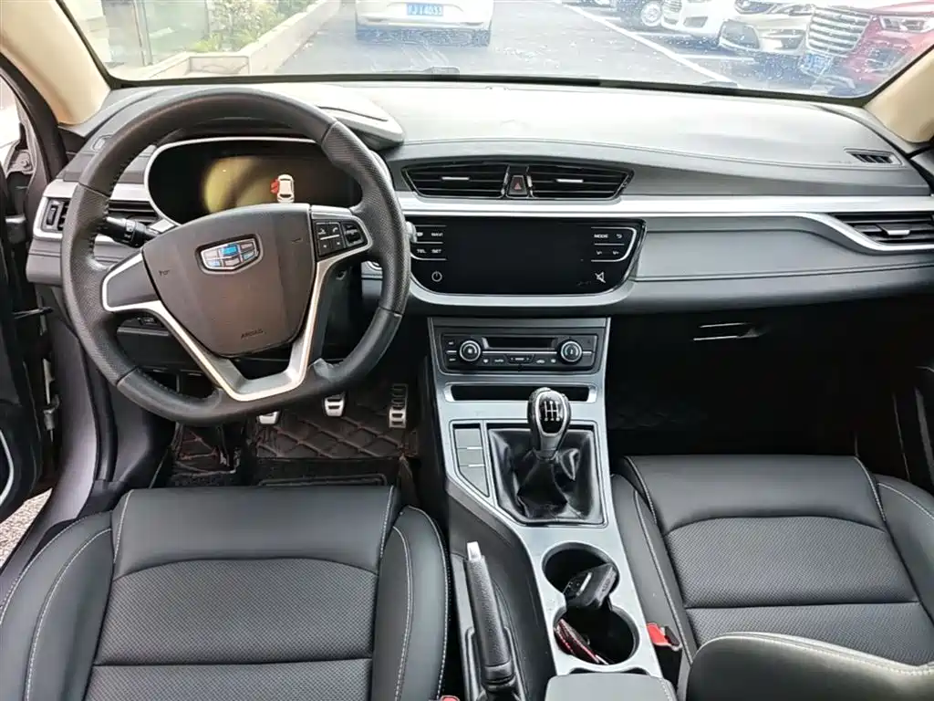 Geely Vision S1 2018 — фото 10