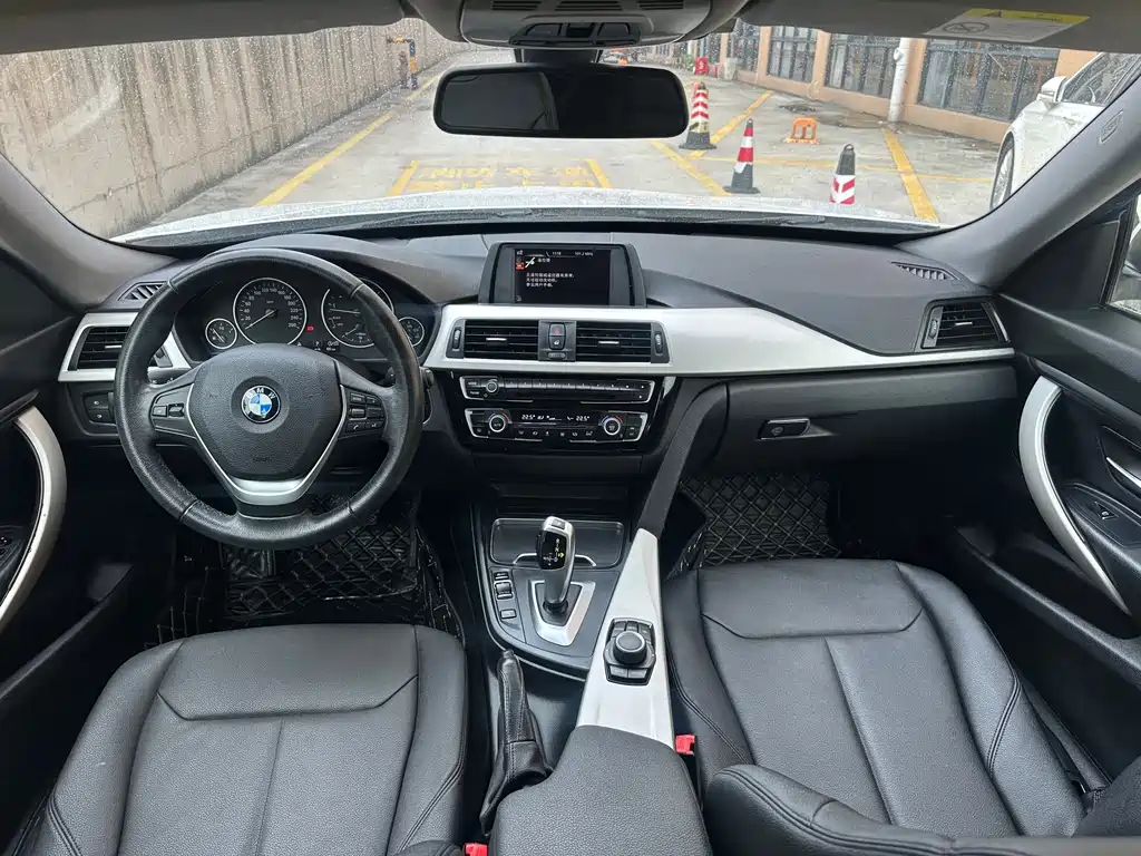 BMW 3 Series GT 2017 — фото 6