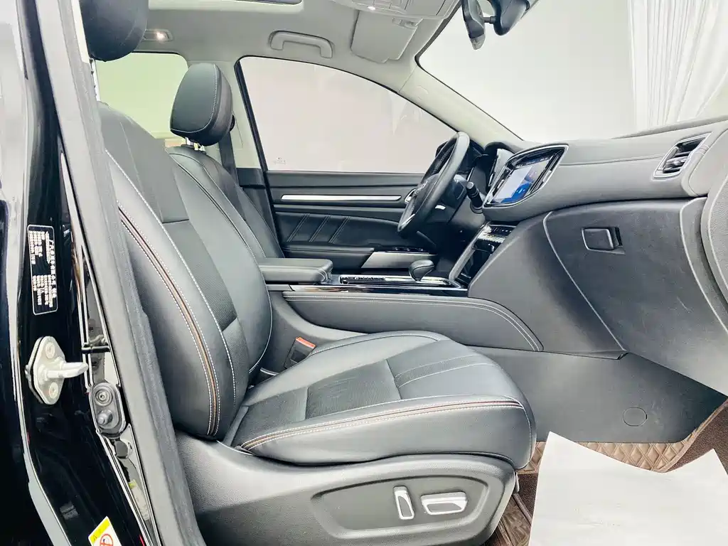 GAC Trumpchi GS8 2021 — фото 15