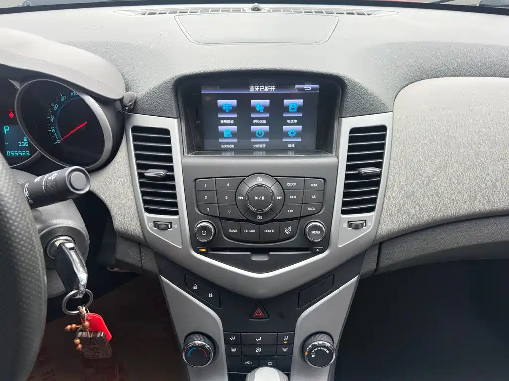 Chevrolet Cruze 2014 — фото 14
