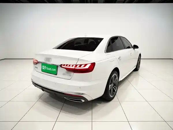 Audi A4L 2024
