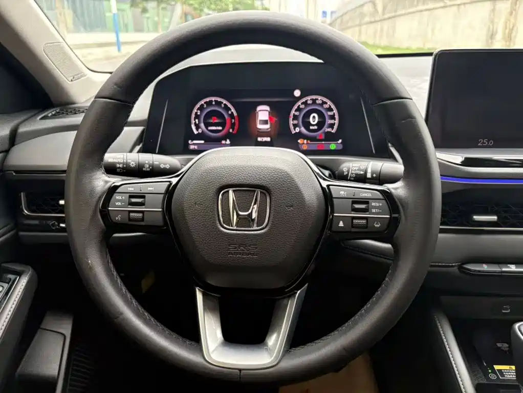 Honda Inspire 2024 — фото 16