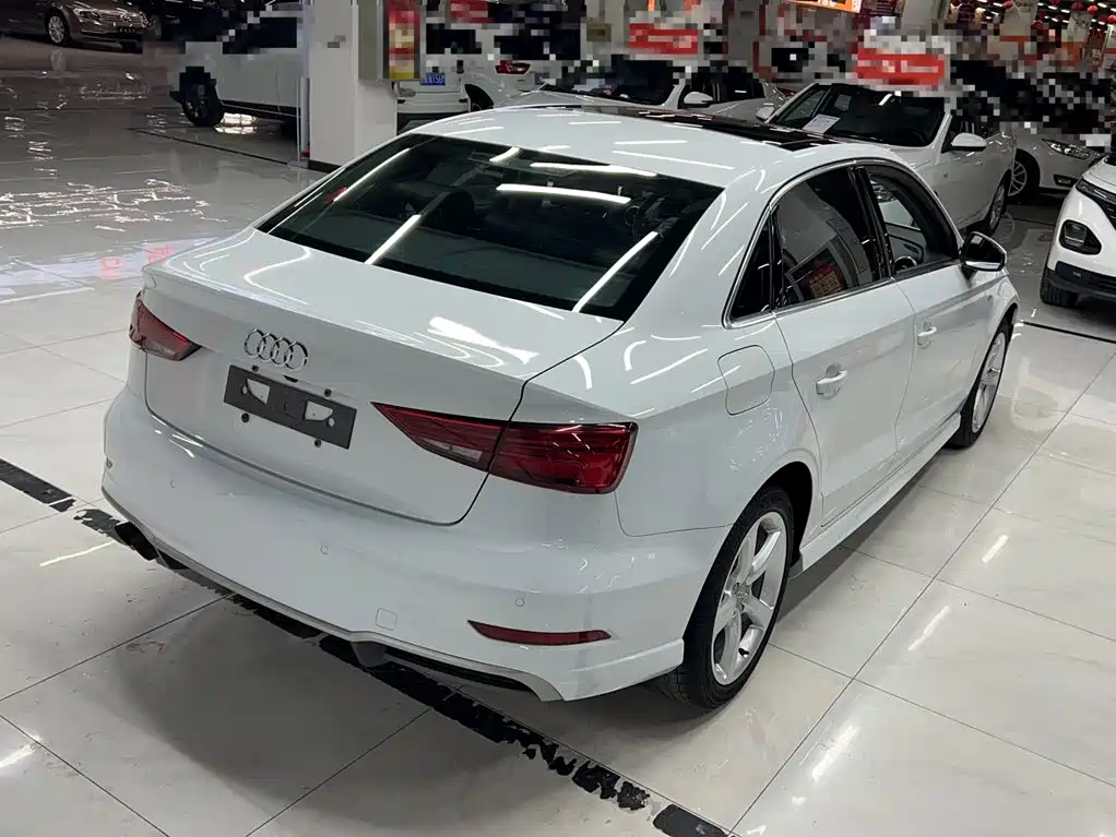 Audi A3 2017 — фото 12