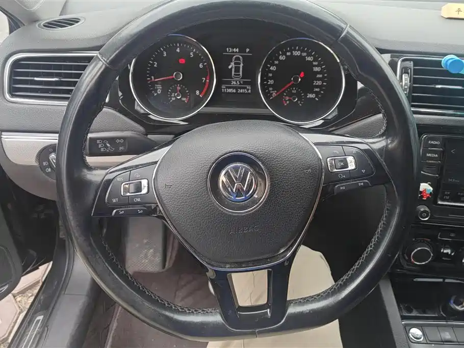 Volkswagen Sagitar 2018 — фото 15