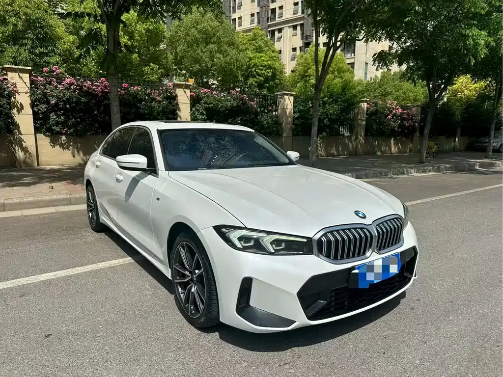 BMW 3 Series 2023
