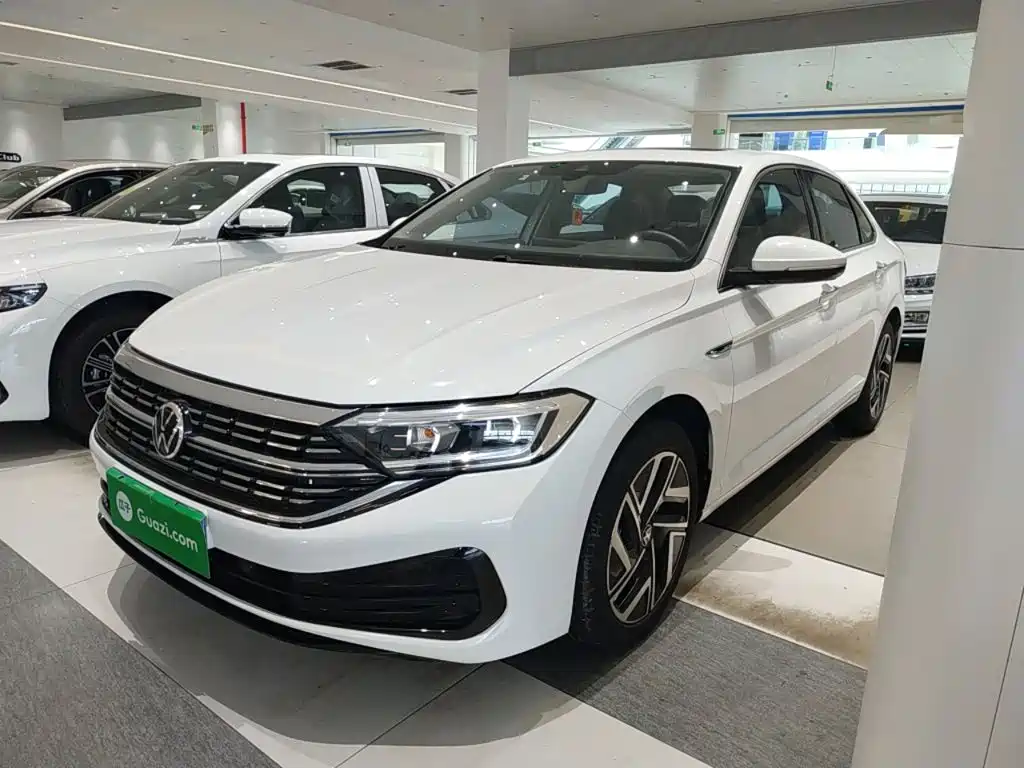 Volkswagen Sagitar 2023