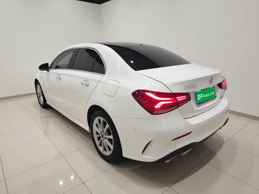 Mercedes-Benz A-Class 2020 — фото 5