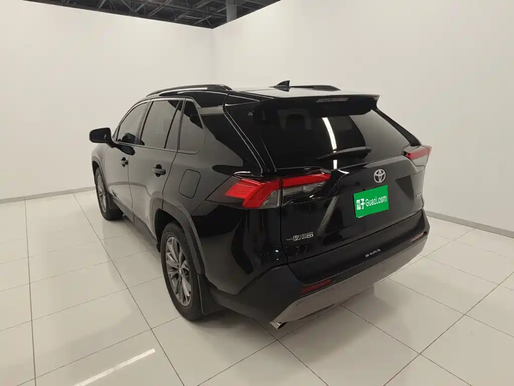 Toyota RAV4 2023