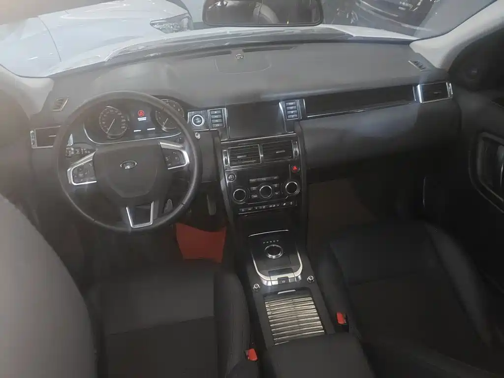 Land Rover Discovery Sport 2019