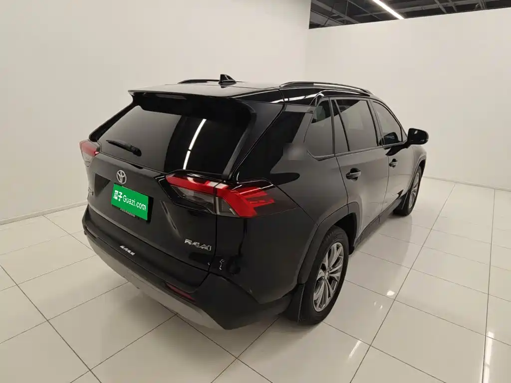 Toyota RAV4 2023