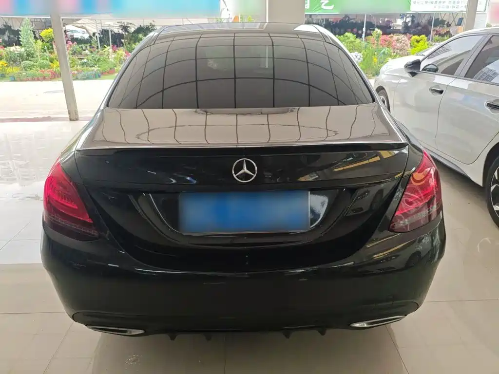 Mercedes-Benz C-Class 2021
