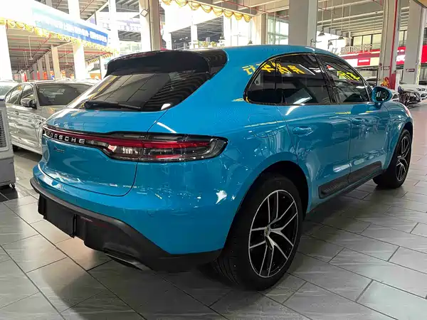 Porsche Macan 2022