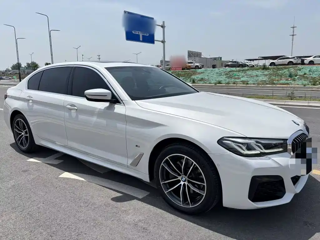 BMW 5 Series 2023
