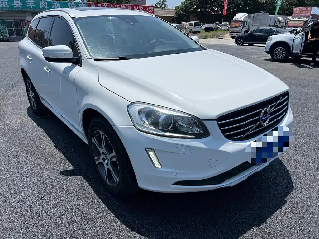 Volvo XC60 2013 — фото 2