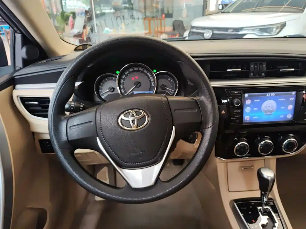 Toyota Corolla 2015
