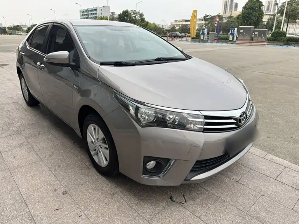 Toyota Corolla 2015 — фото 23