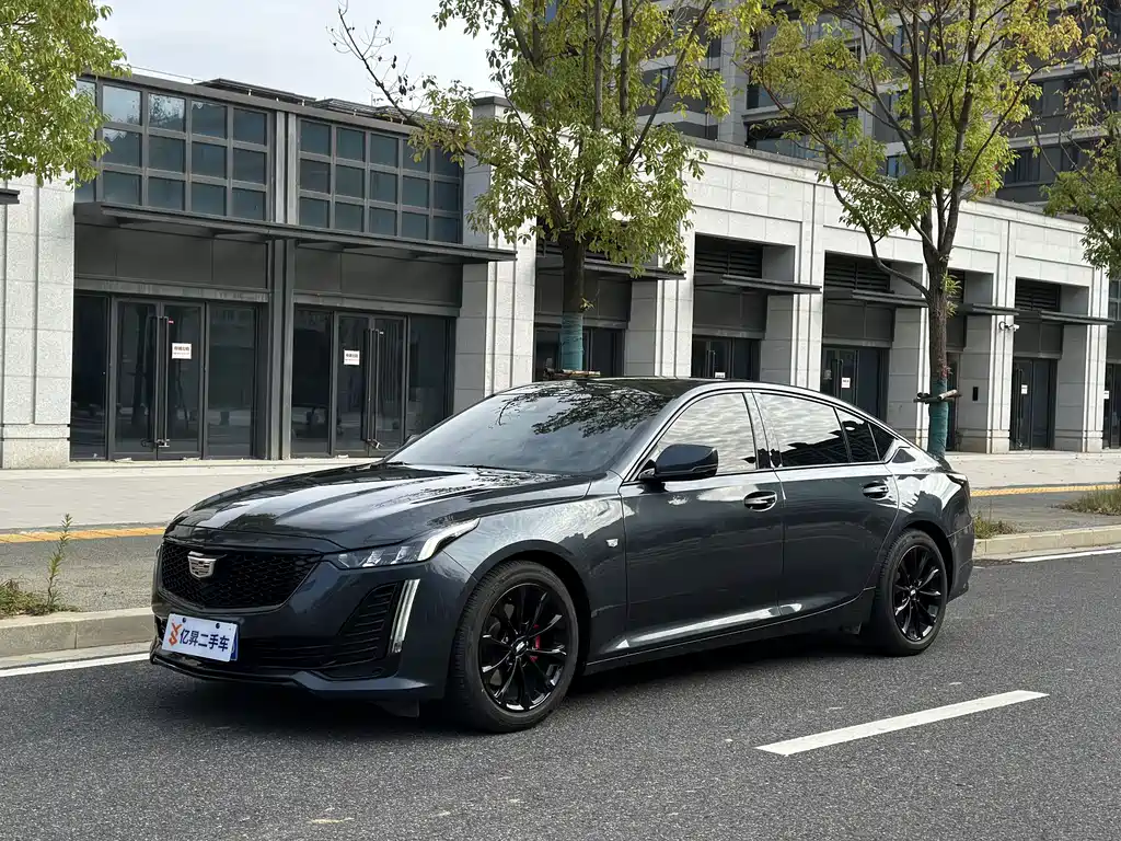 Cadillac CT5 2021 — фото 1