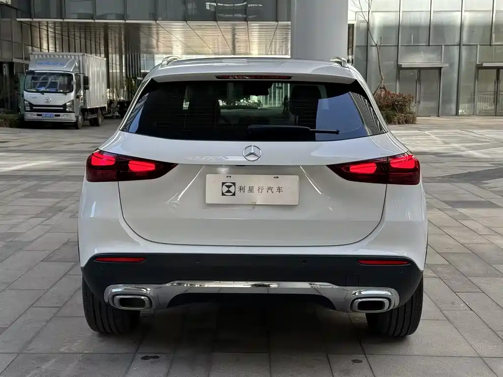 Mercedes-Benz GLA 2025 — фото 7
