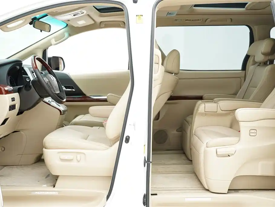Toyota Alphard 2010 — фото 11