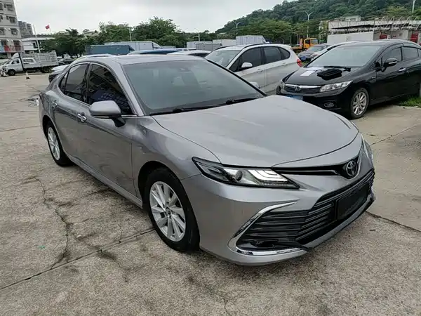 Toyota Camry 2021