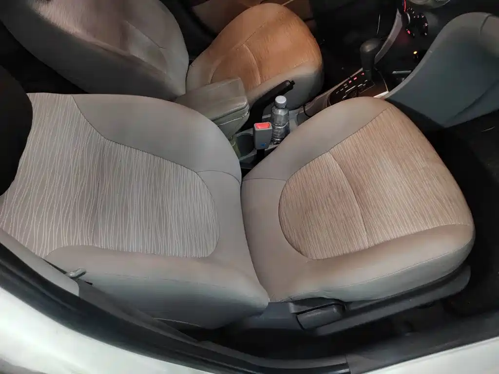 Hyundai Verna 2015 — фото 25