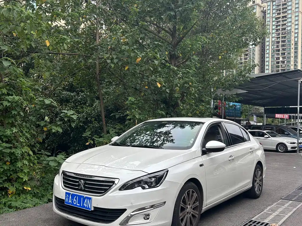 Peugeot 408 2014 — фото 1