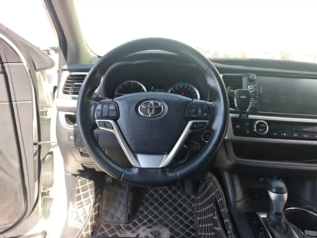 Toyota Highlander 2019