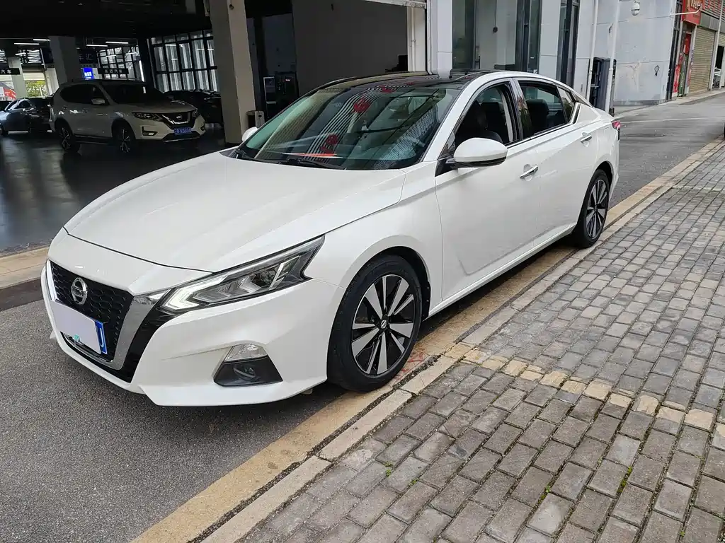 Nissan Teana 2021