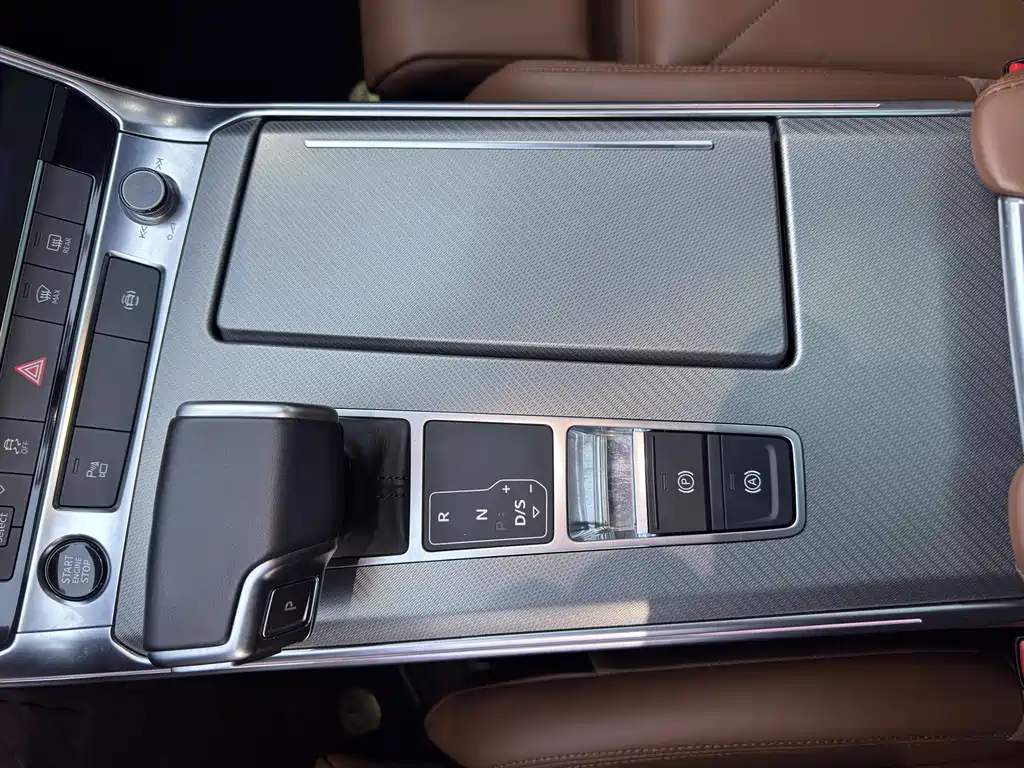 Audi A7 2021 — фото 15