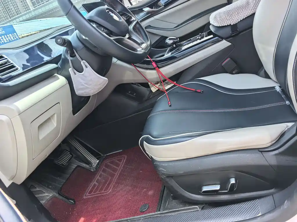 BYD Qin PLUS 2022 — фото 11