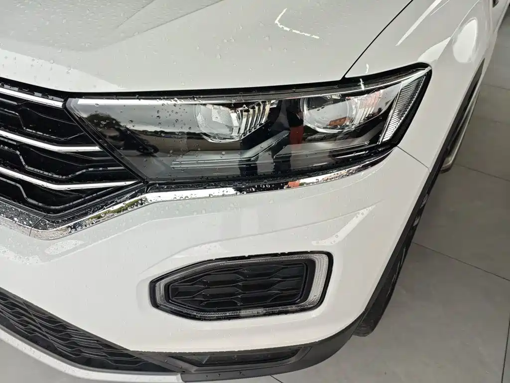 Volkswagen T-Roc 2019 — фото 18