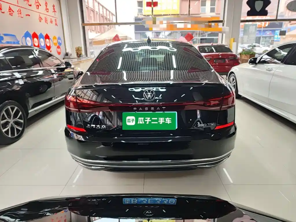Volkswagen Passat 2025