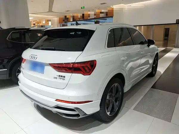 Audi Q3 2022