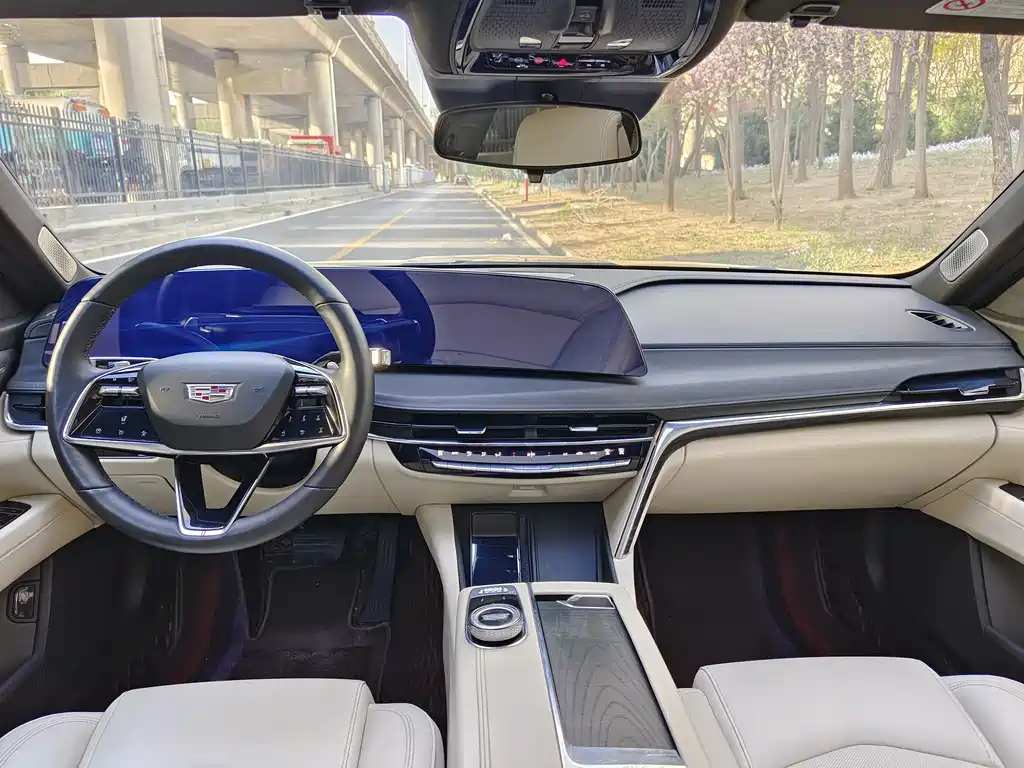 Cadillac CT6 2023 — фото 13