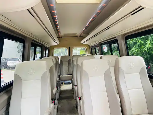 Mercedes-Benz Sprinter 2012