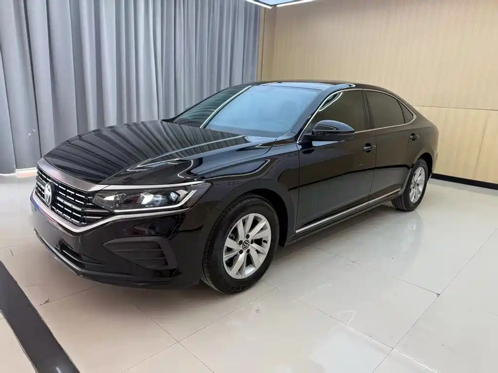 Volkswagen Passat 2025