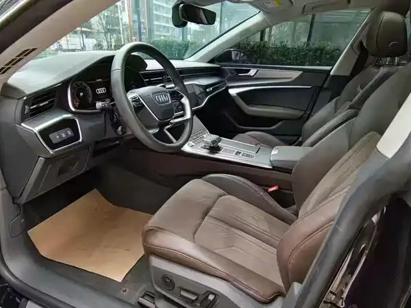 Audi A7L 2024