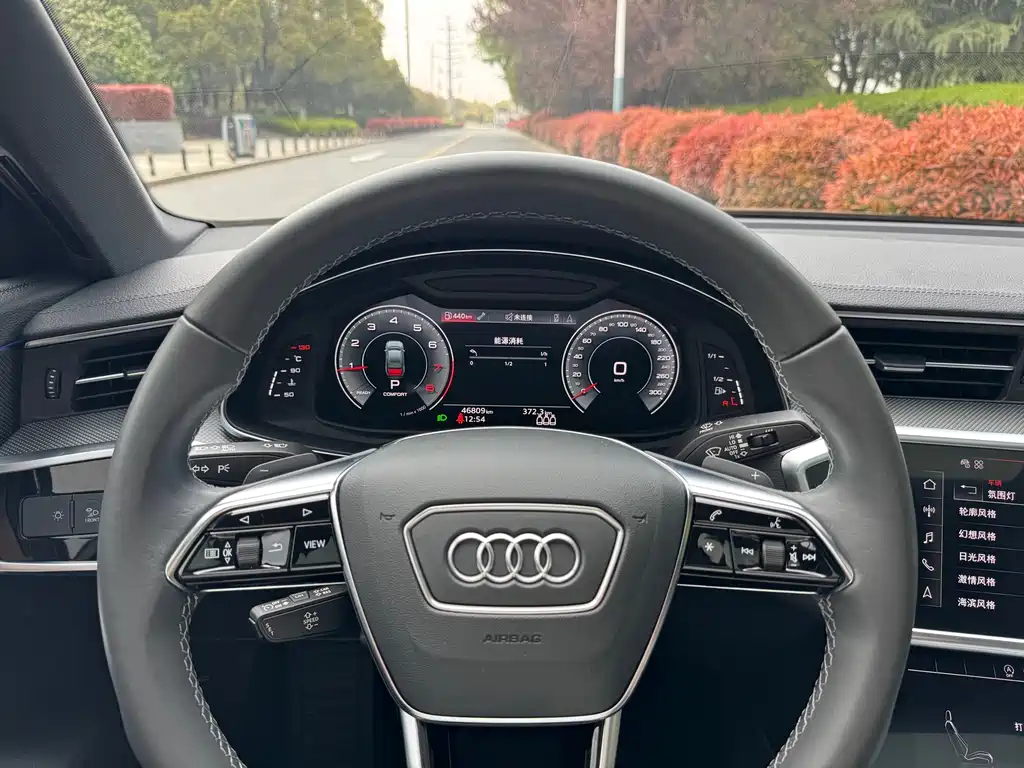 Audi A6L 2021 — фото 9